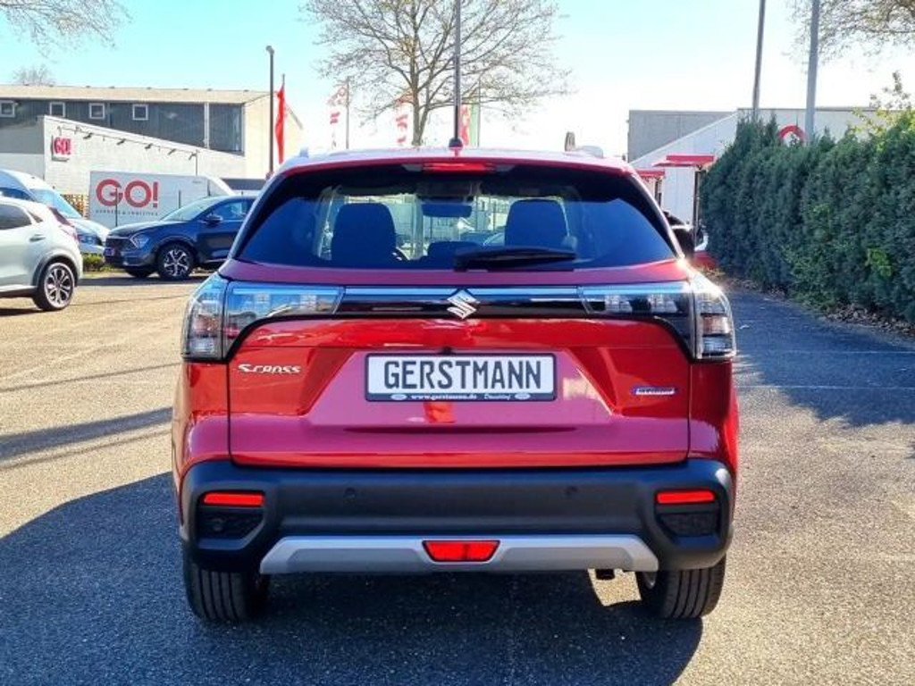 Suzuki S-Cross