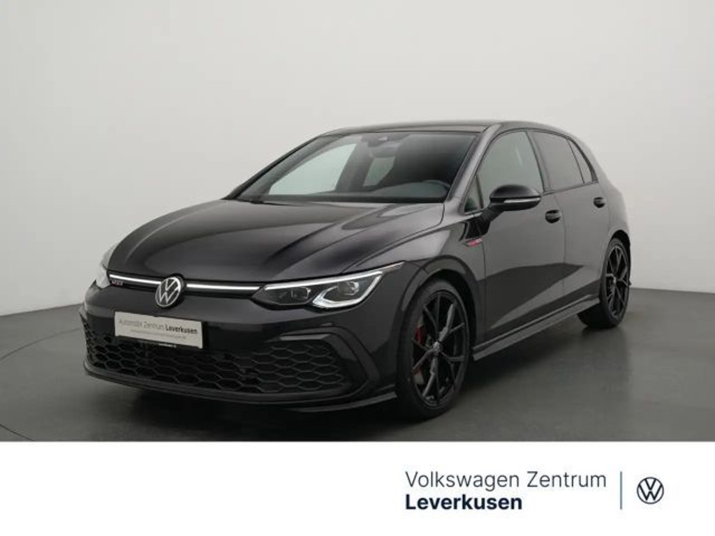 Volkswagen Golf 2023 Benzine