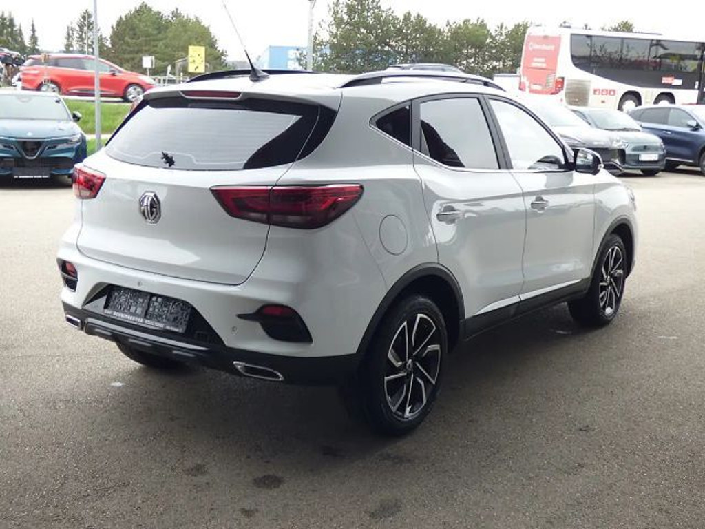 MG ZS
