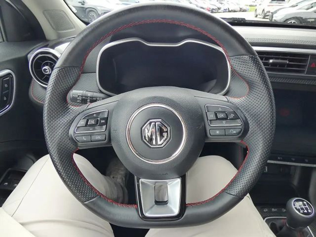 MG ZS