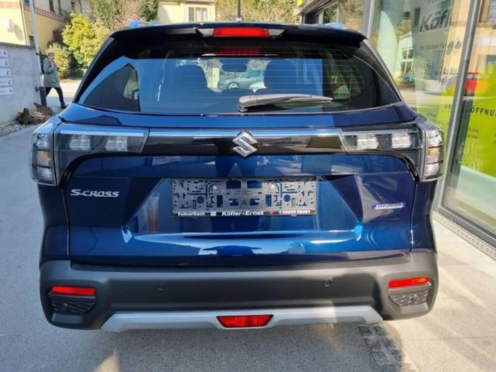 Suzuki S-Cross
