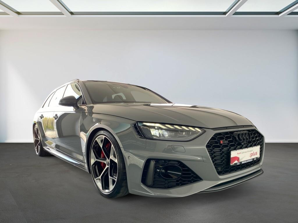 Audi RS4