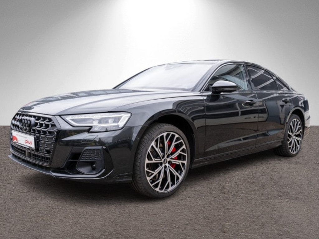 Audi S8