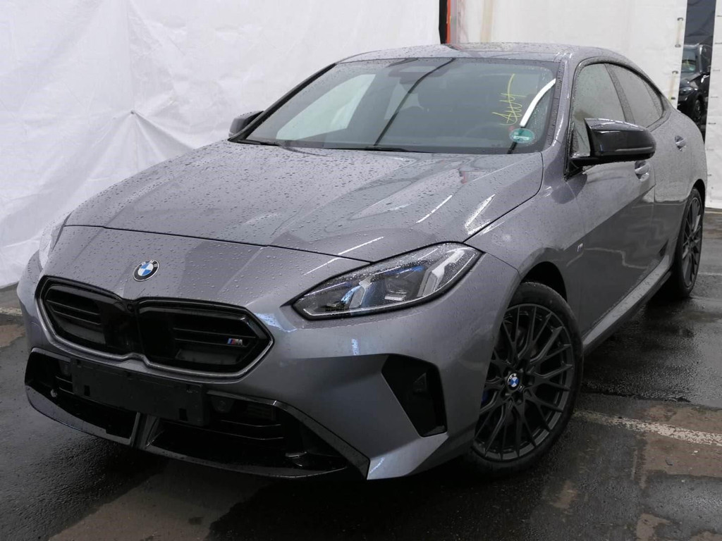 BMW M235 2025 Benzine