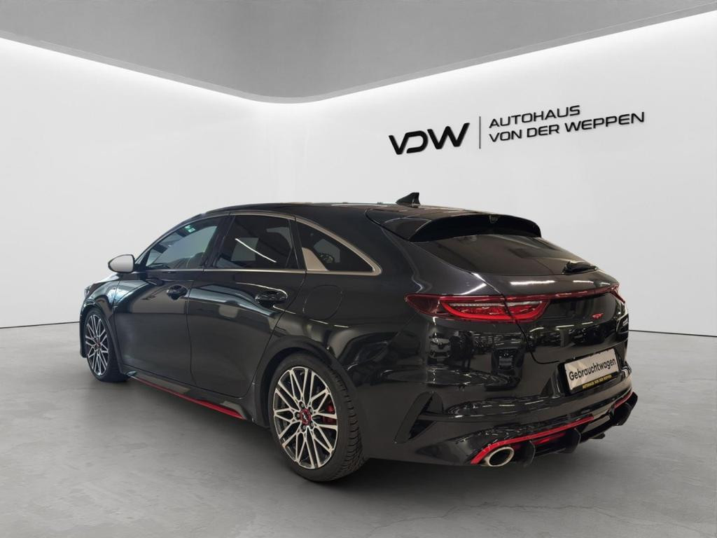 Kia ProCeed