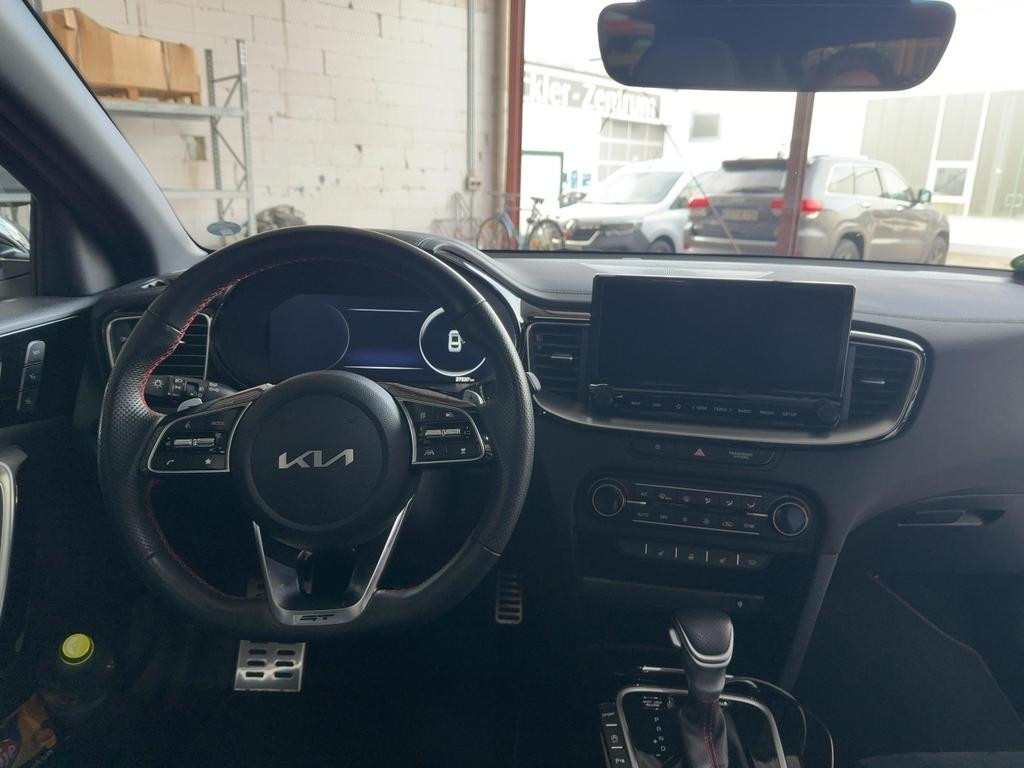 Kia ProCeed