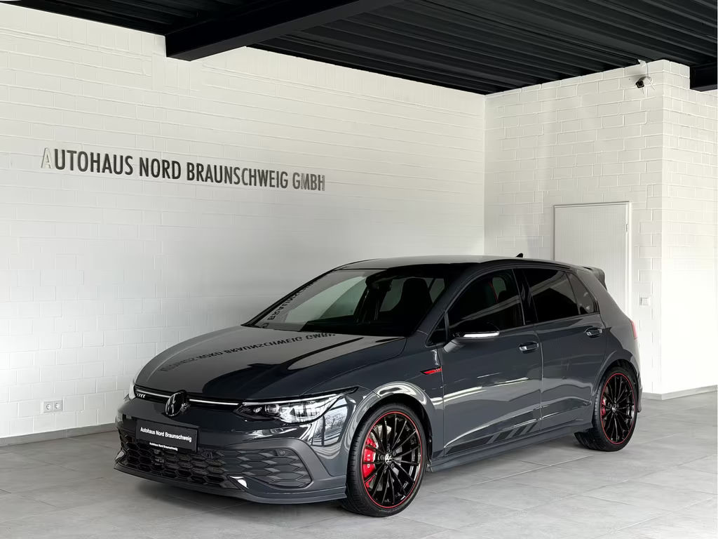 Volkswagen Golf 2023 Benzine