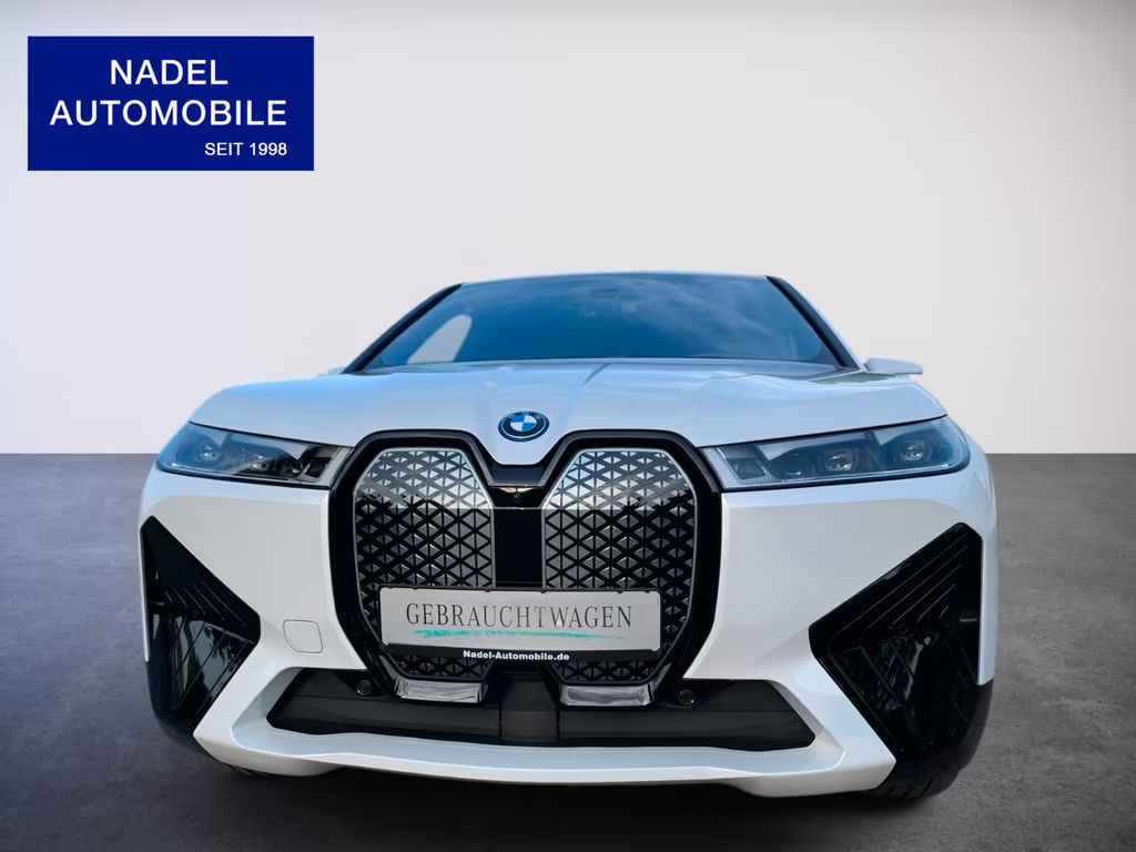 BMW iX