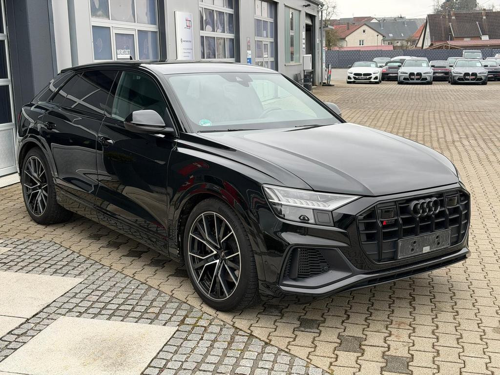 Audi SQ8