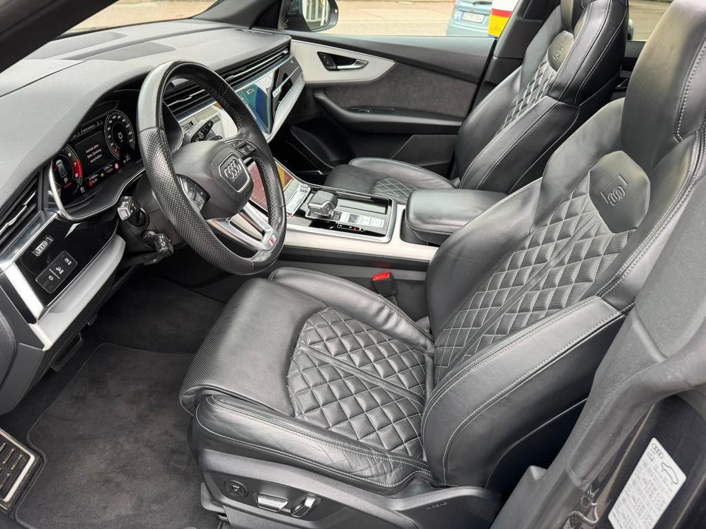 Audi SQ8