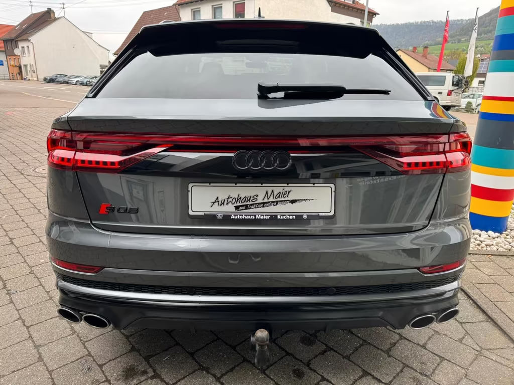 Audi SQ8