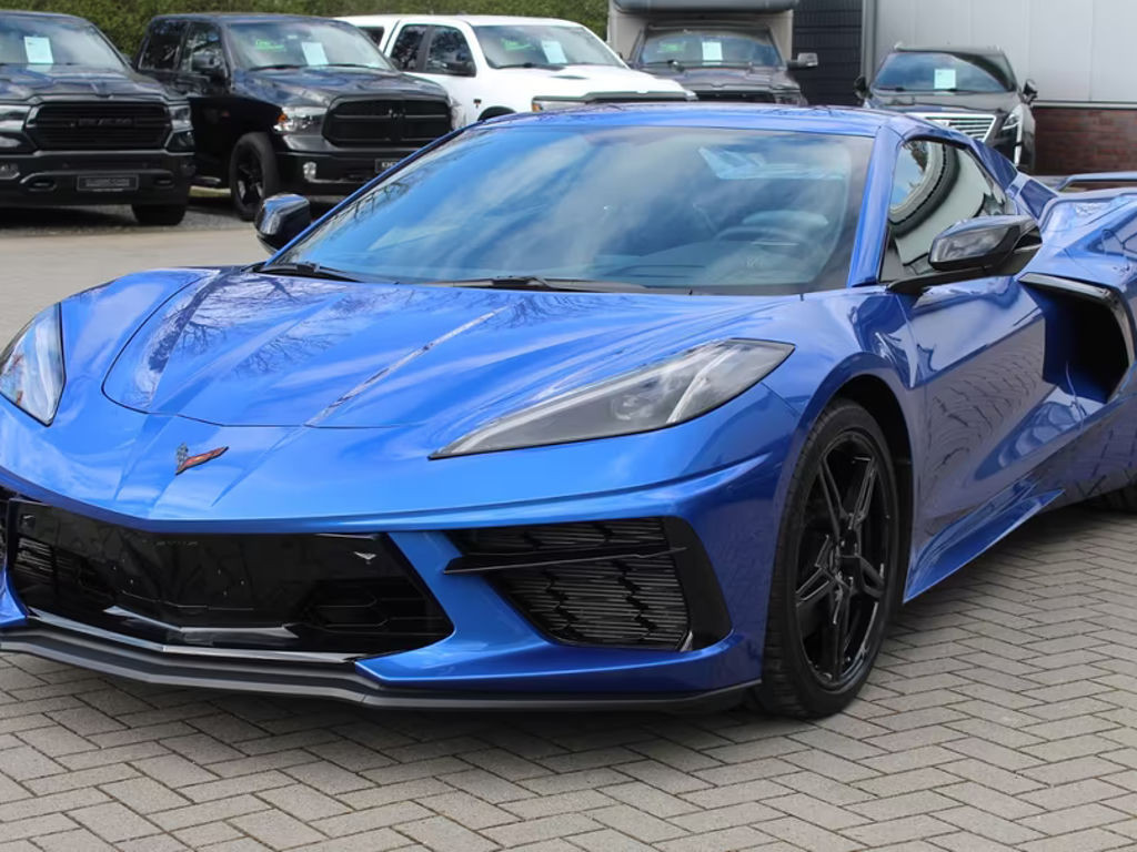 Corvette C8