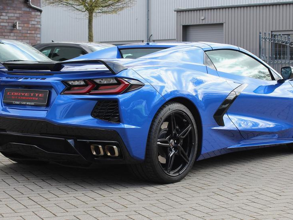 Corvette C8