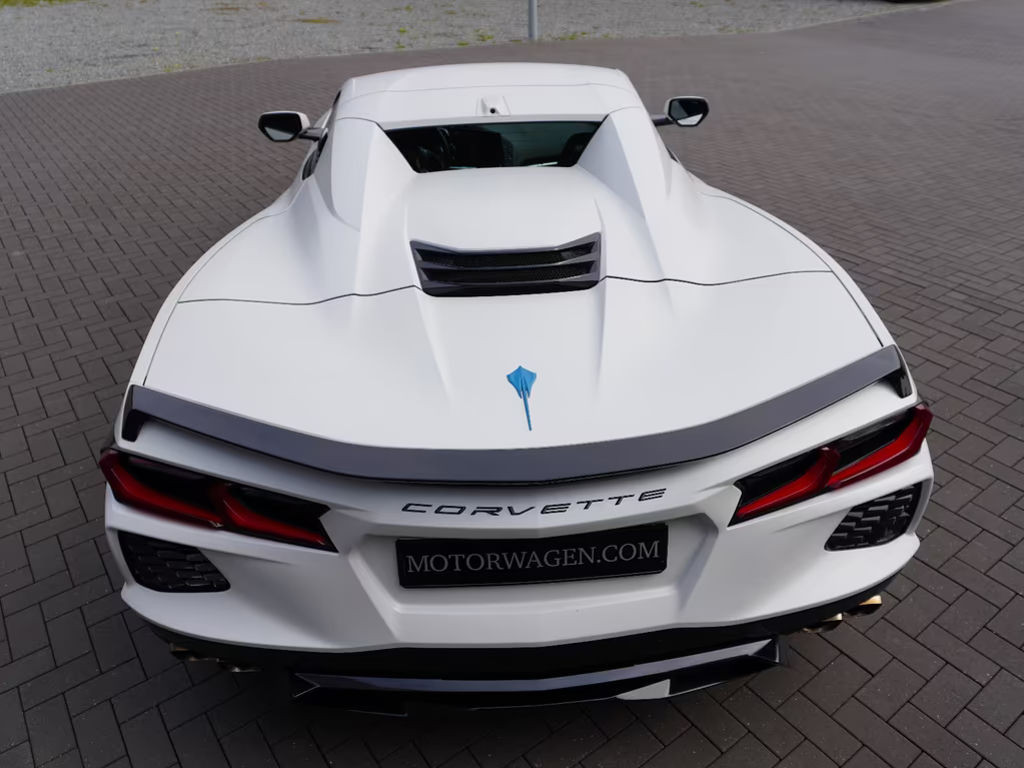 Corvette C8