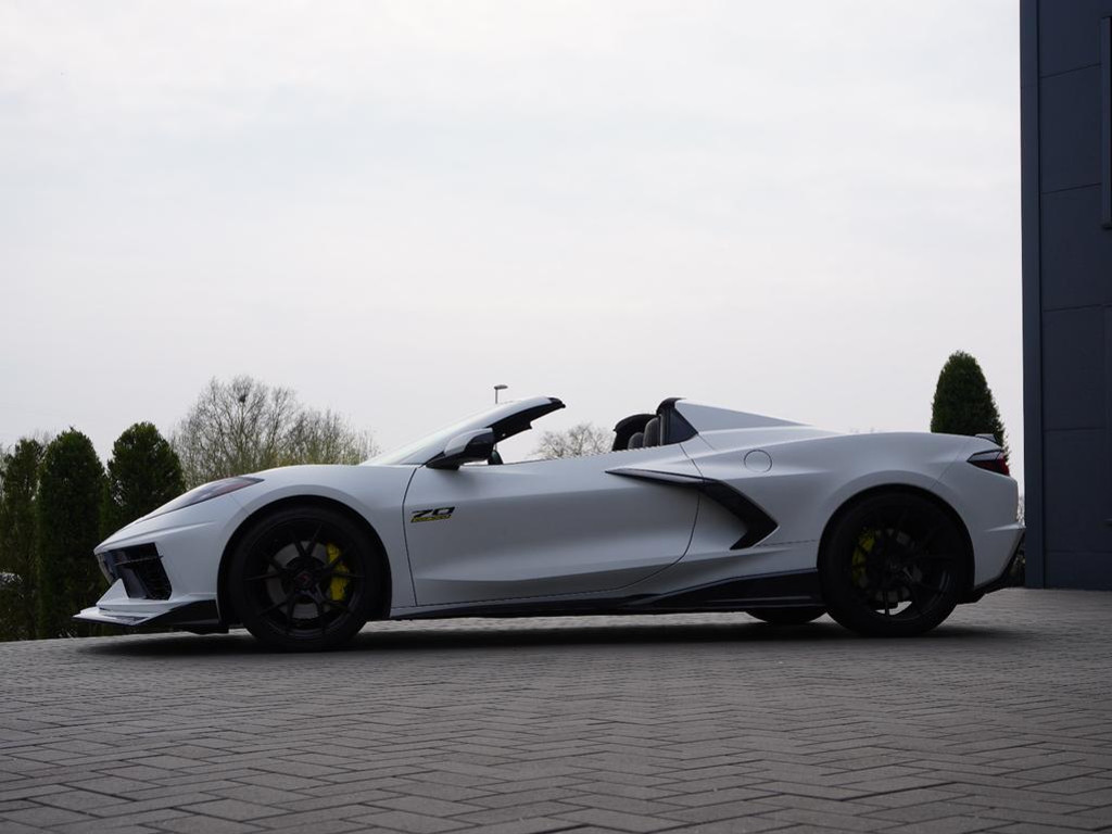 Corvette C8