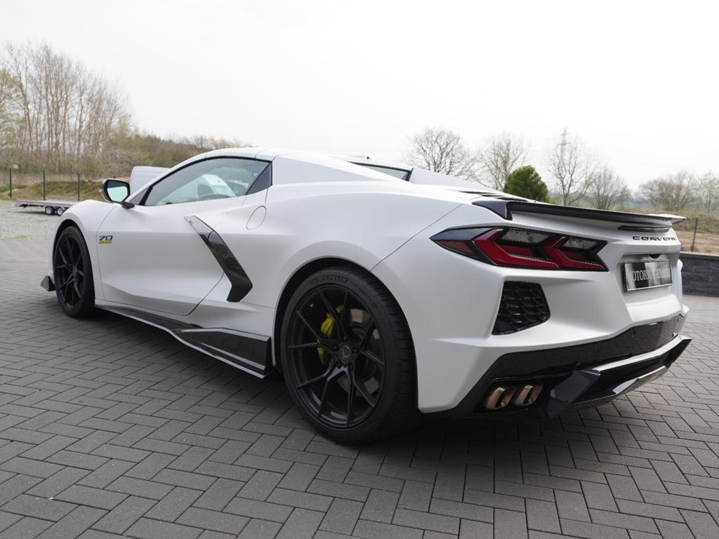 Corvette C8