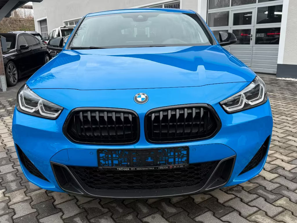 BMW X2