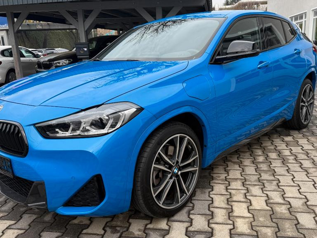BMW X2