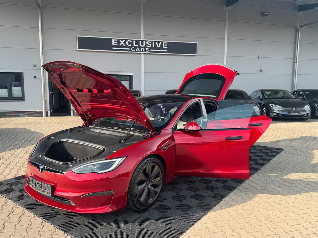 Tesla Model S
