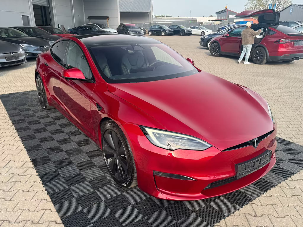 Tesla Model S