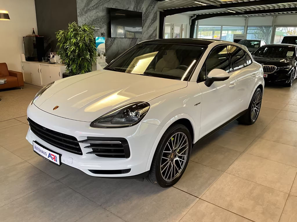 Porsche Cayenne 2023 Hybride Benzine