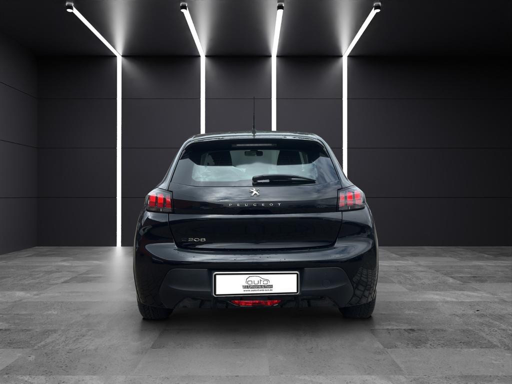 Peugeot e-208