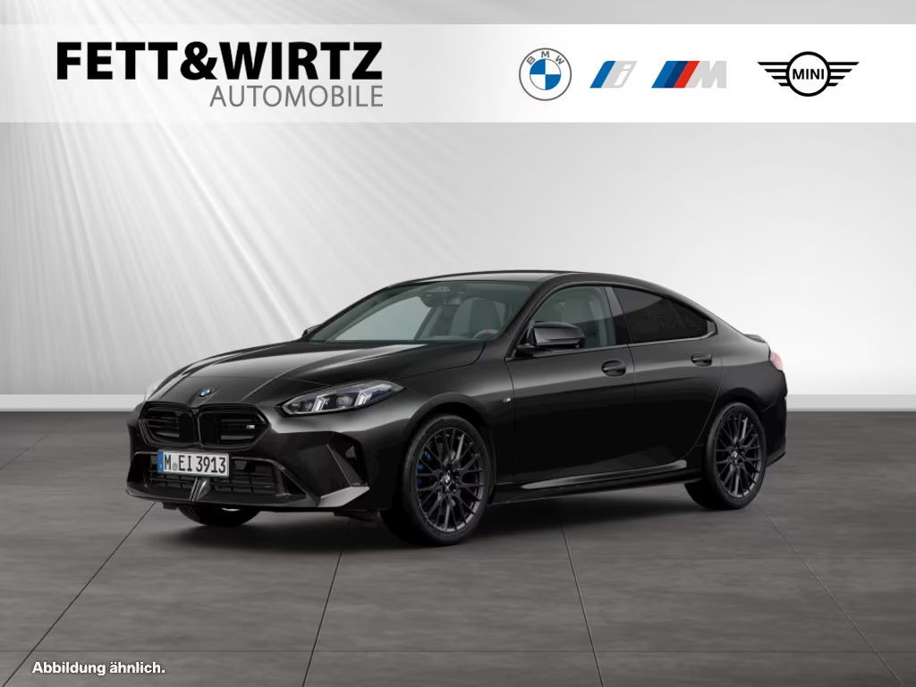 BMW M235