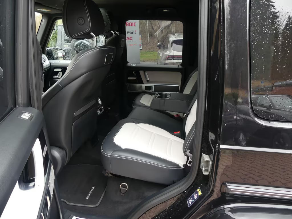 Mercedes-Benz G-Klasse