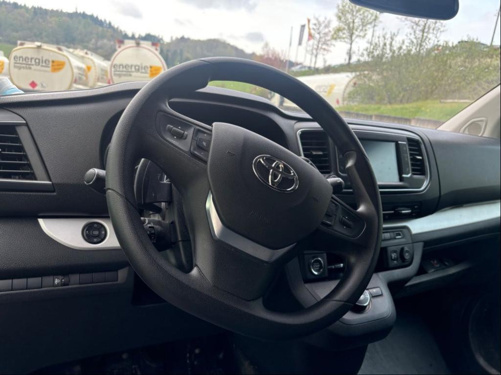 Toyota Proace (Verso)