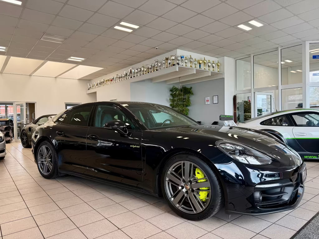 Porsche Panamera 2022 Hybride Benzine