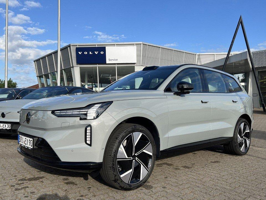 Volvo EX90
