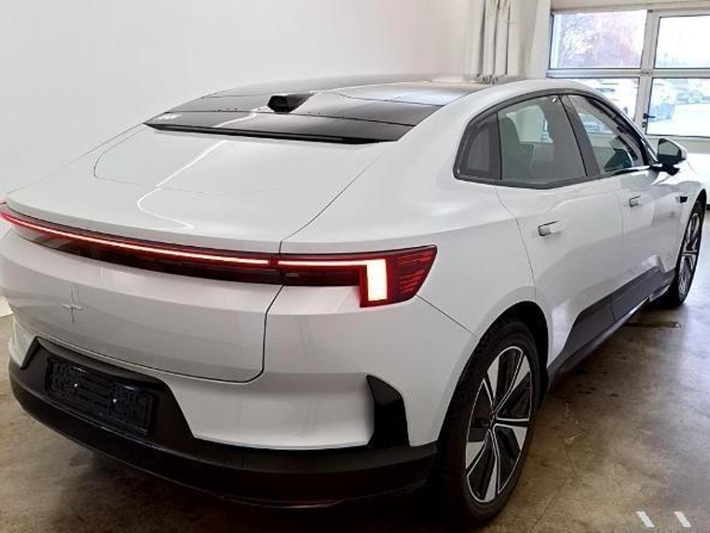 Polestar 4