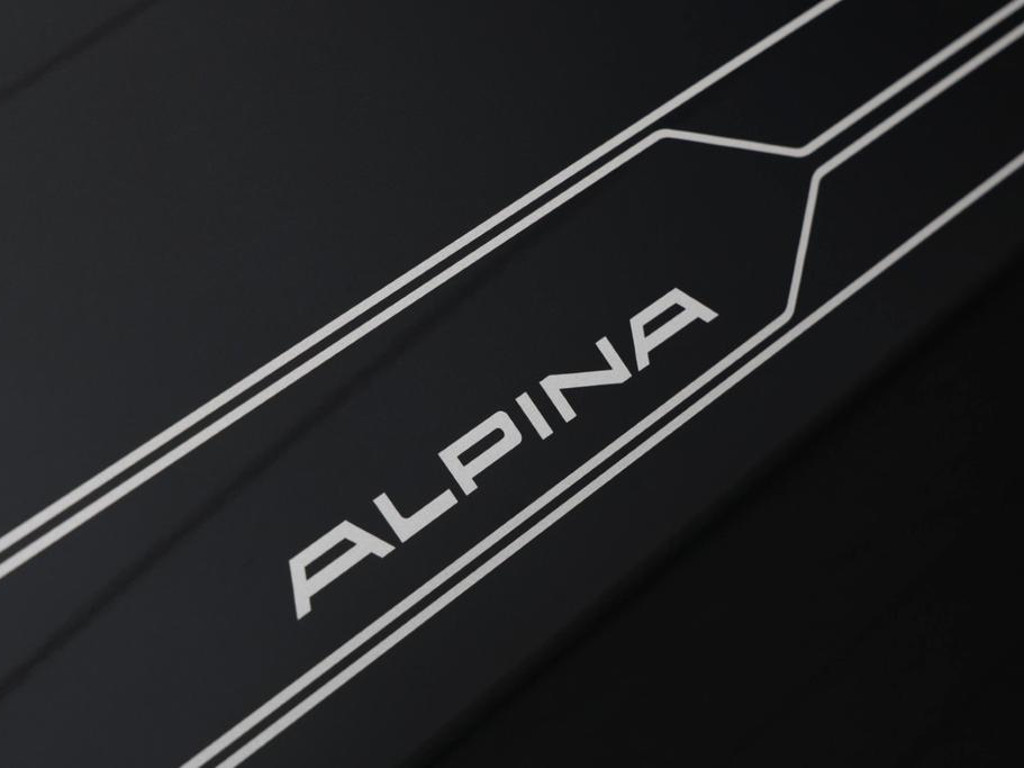 Alpina B3