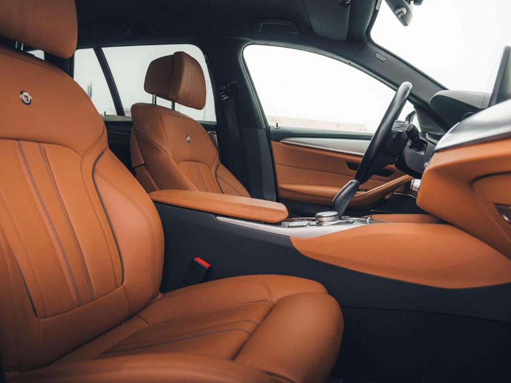 Alpina D5