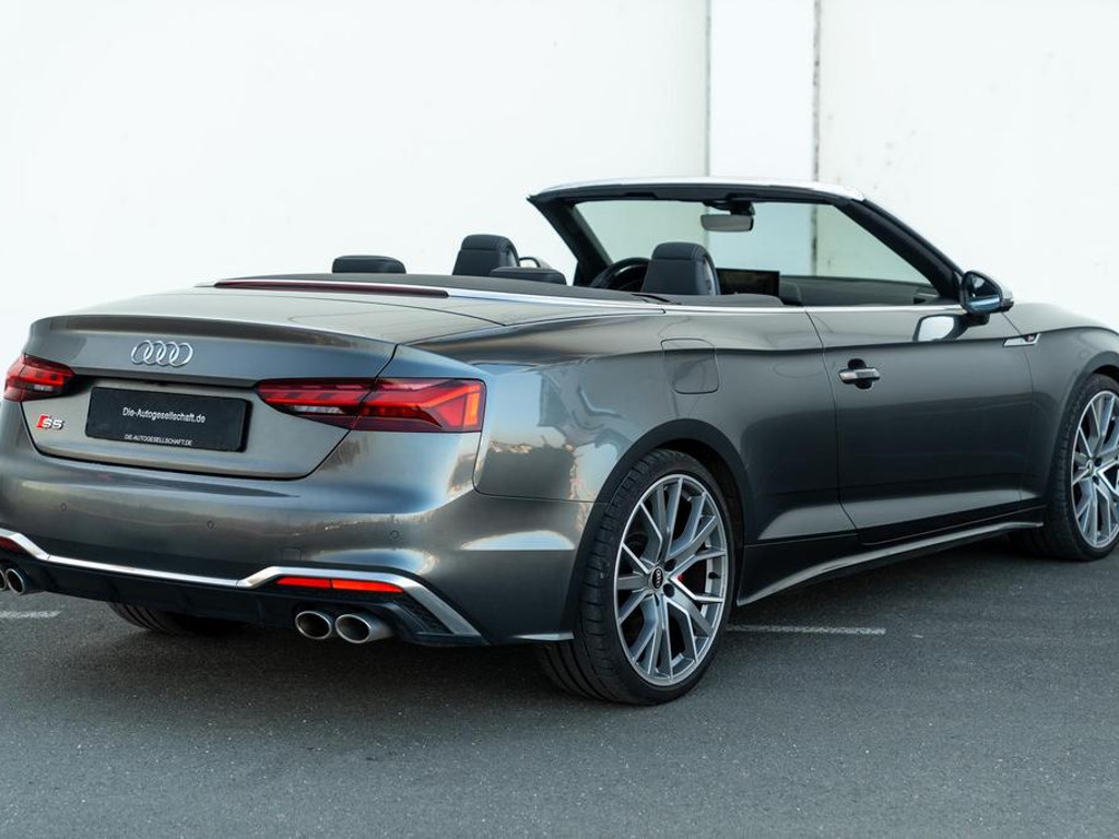 Audi S5