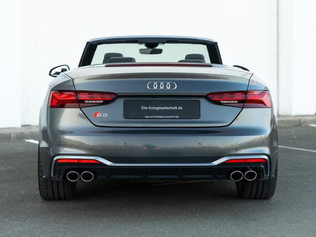 Audi S5