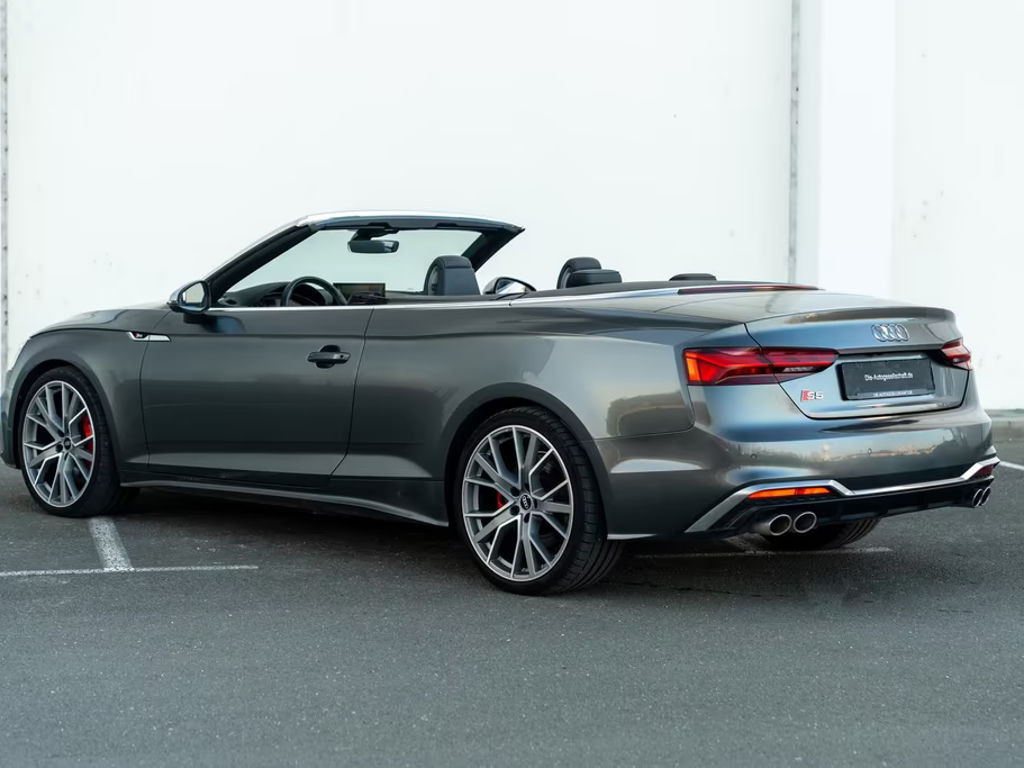 Audi S5
