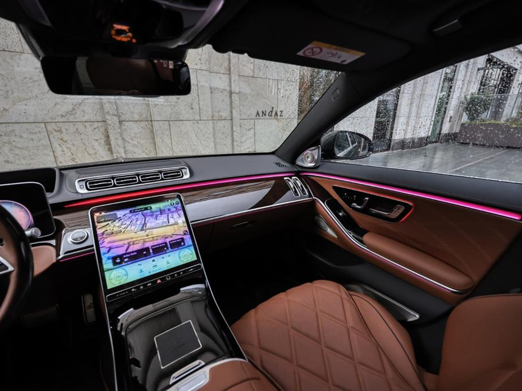 Mercedes-Benz S-Klasse