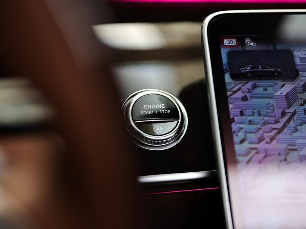 Mercedes-Benz S-Klasse