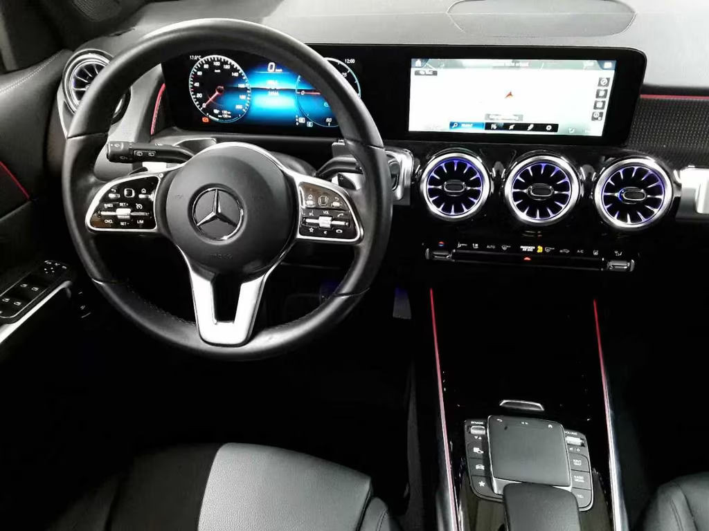 Mercedes-Benz EQB