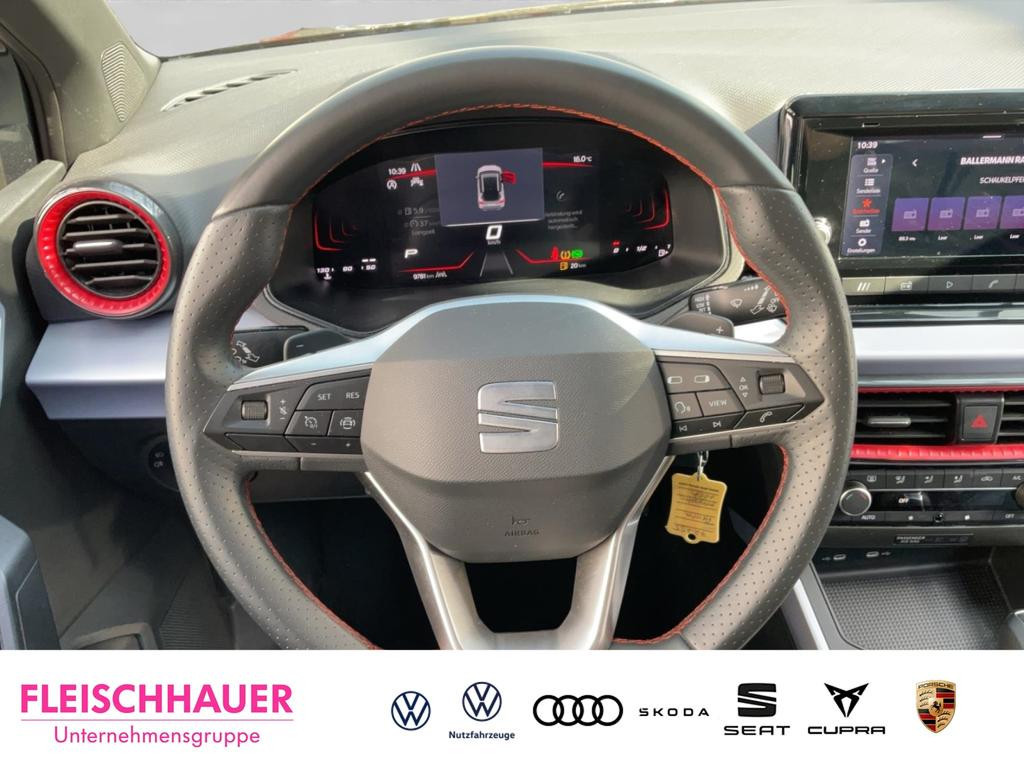 Seat Arona