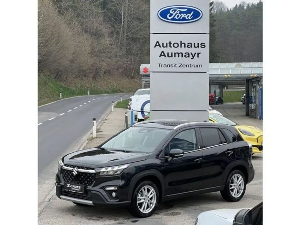 Suzuki S-Cross
