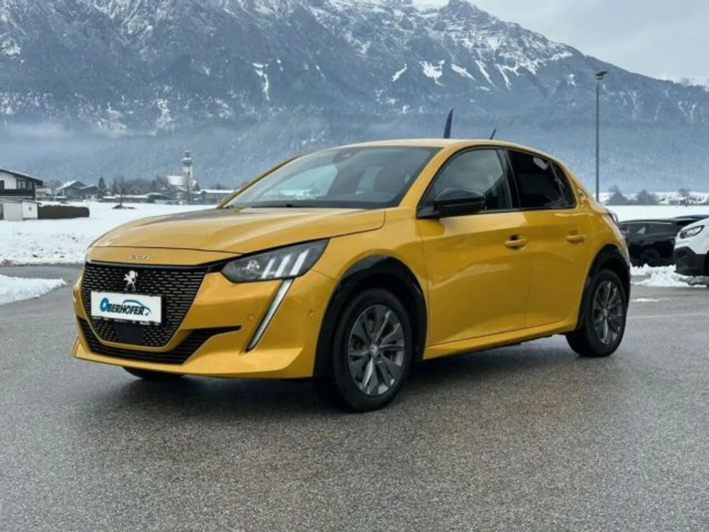 Peugeot e-208