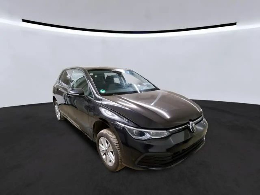 Volkswagen Golf 2023 Benzine