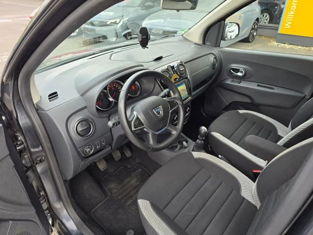 Dacia Lodgy