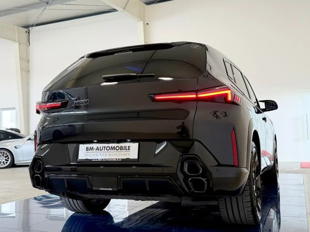 BMW XM