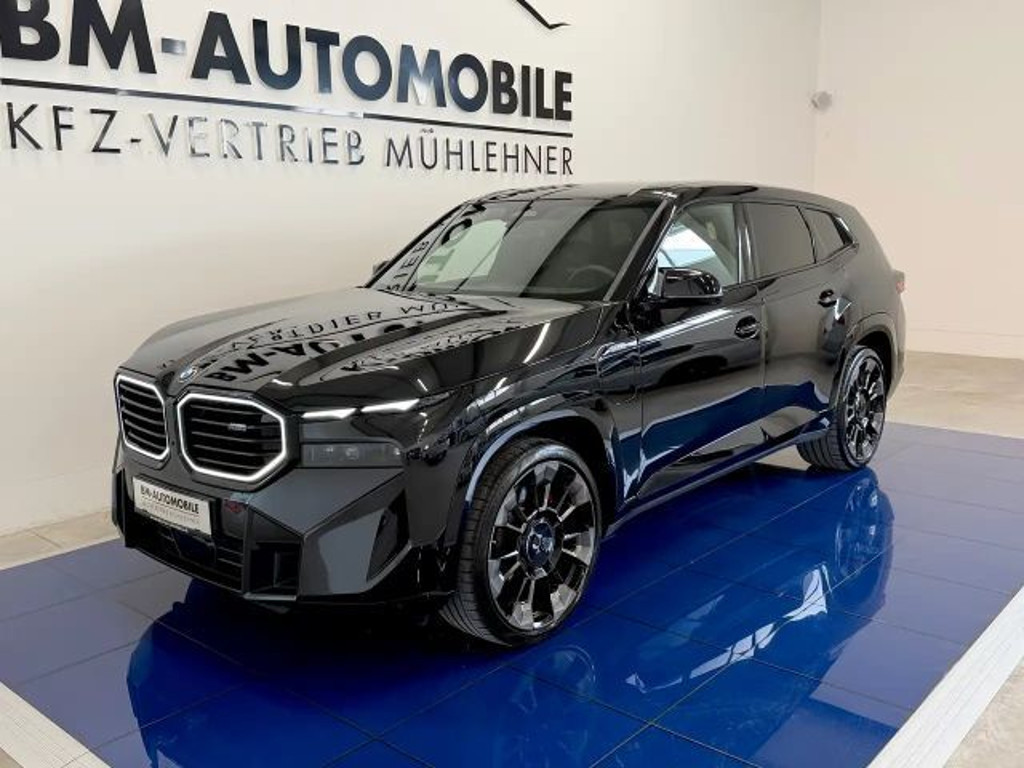 BMW XM