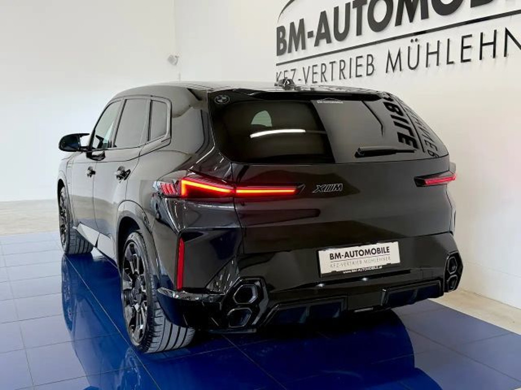 BMW XM