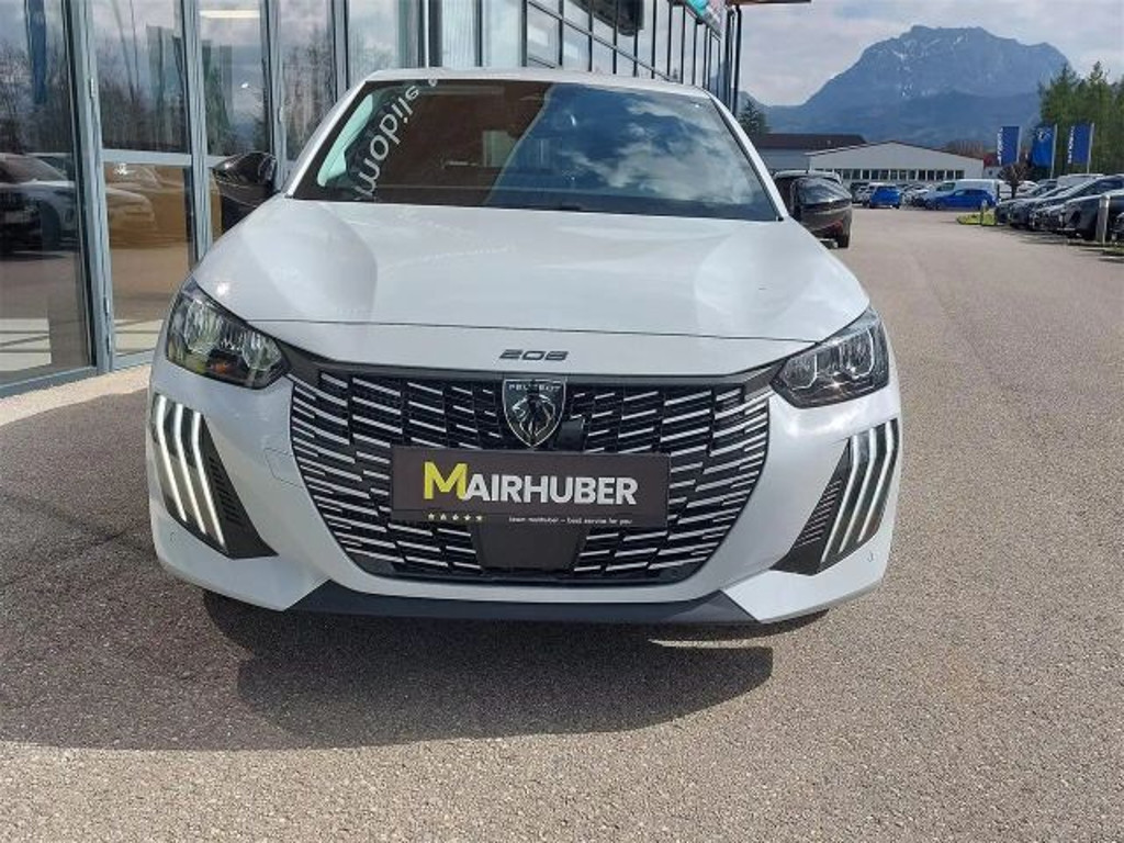 Peugeot e-208