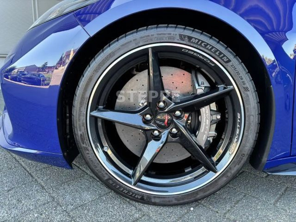 Corvette C8